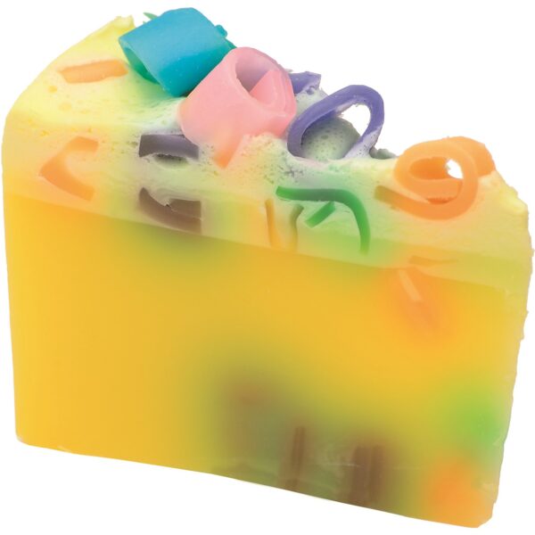 Bomb Cosmetics BOMB Soap Cake Slice 150 g