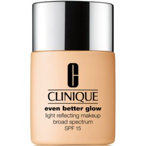 Clinique Even Better Glow Light Reflecting Makeup SPF15 WN 04 Bone