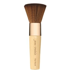 Jane Iredale Brushes The Handi