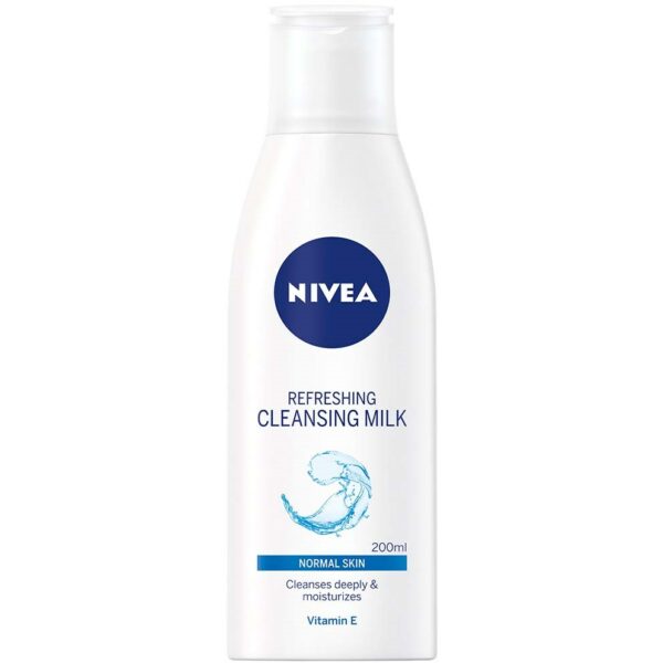 NIVEA Cleansing Daily Essentials Refreshing Cleansing Milk 200 ml