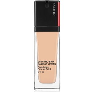 Shiseido Synchro Skin Radiant Foundation 150 Lace