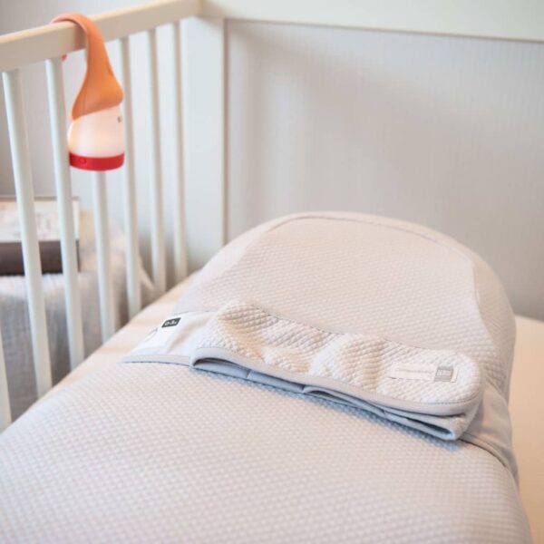 RED CASTLE Babylaken Cocoonababy grå