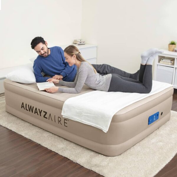 Bestway AlwayzAire Luftmadrass med innebygd pumpe 203x152x51 cm